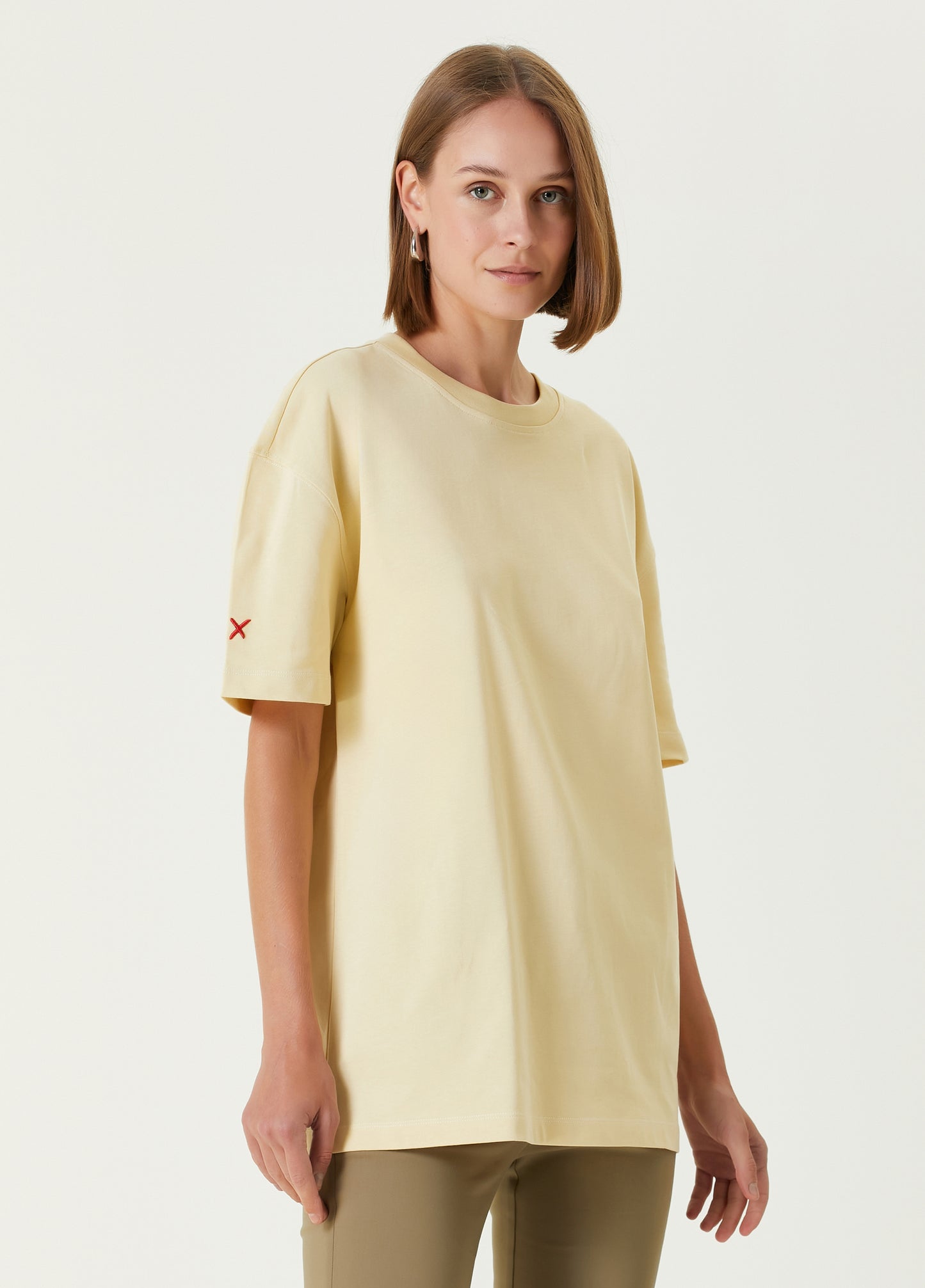 Boomerang Yırtık Detaylı Logolu Tişört