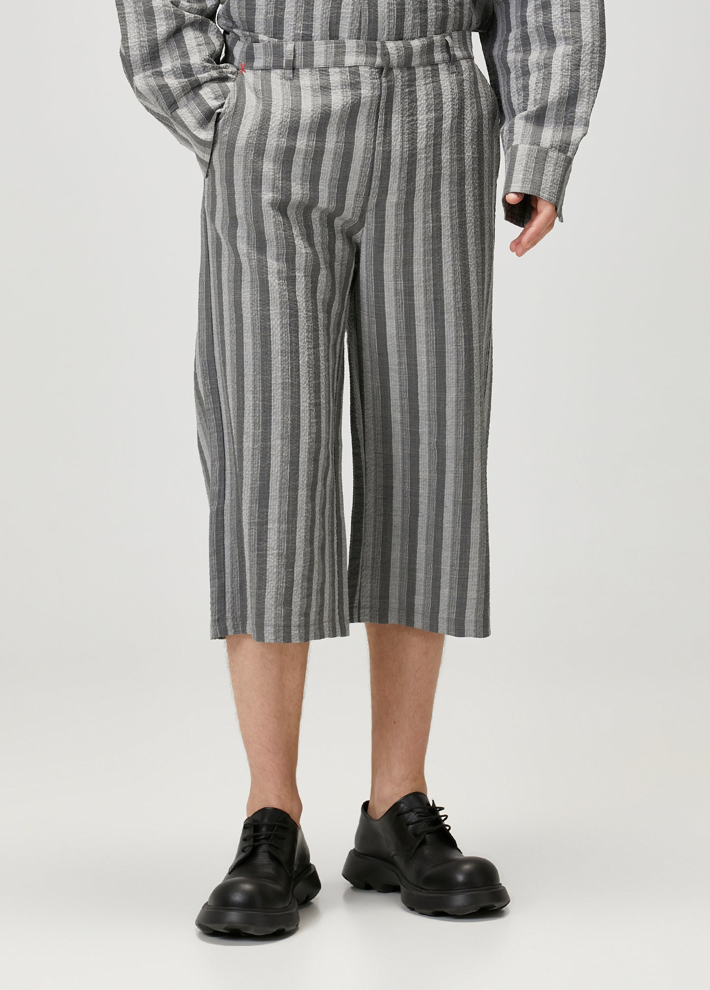 LINEN & COTTON BLEND CHECKED WOVEN SHORT