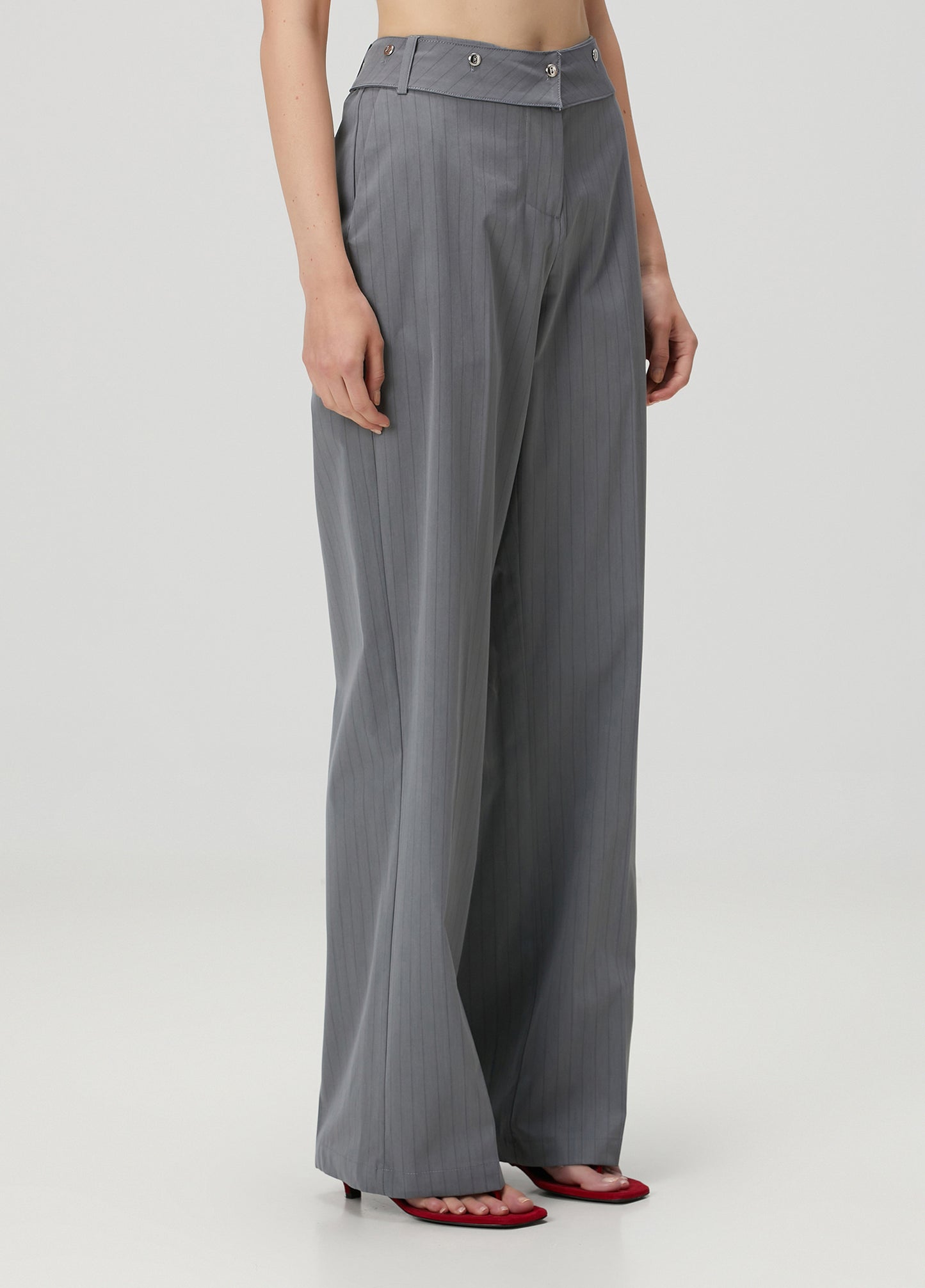 Day To Night In La Woven Pant With Metal Button