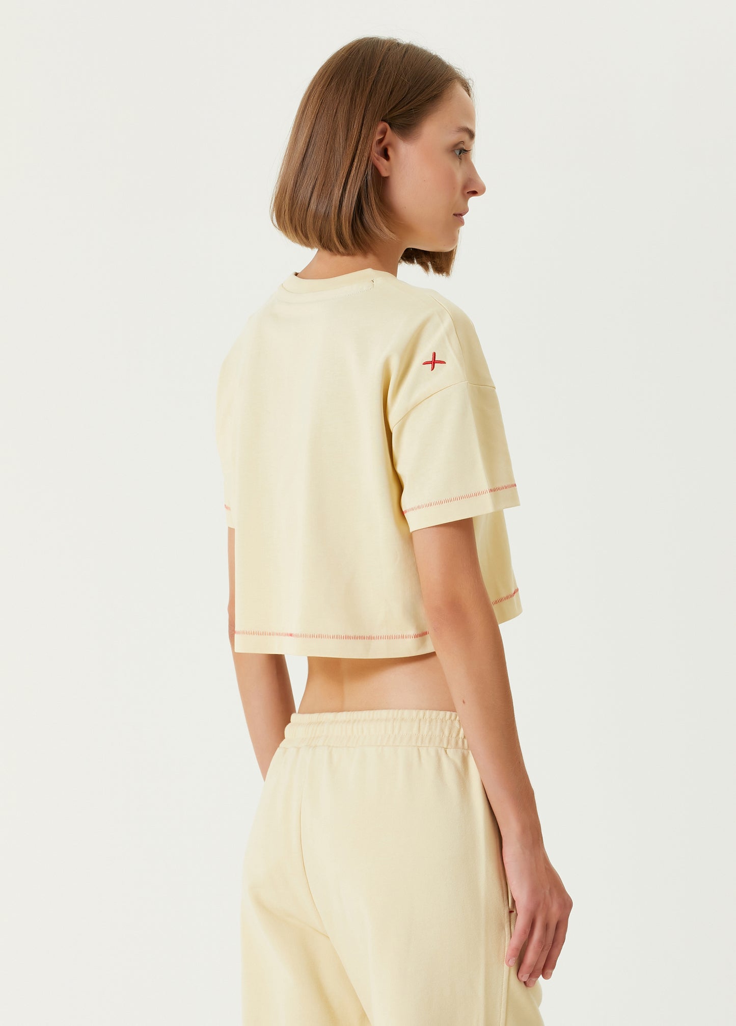 Boomerang Crop Tee