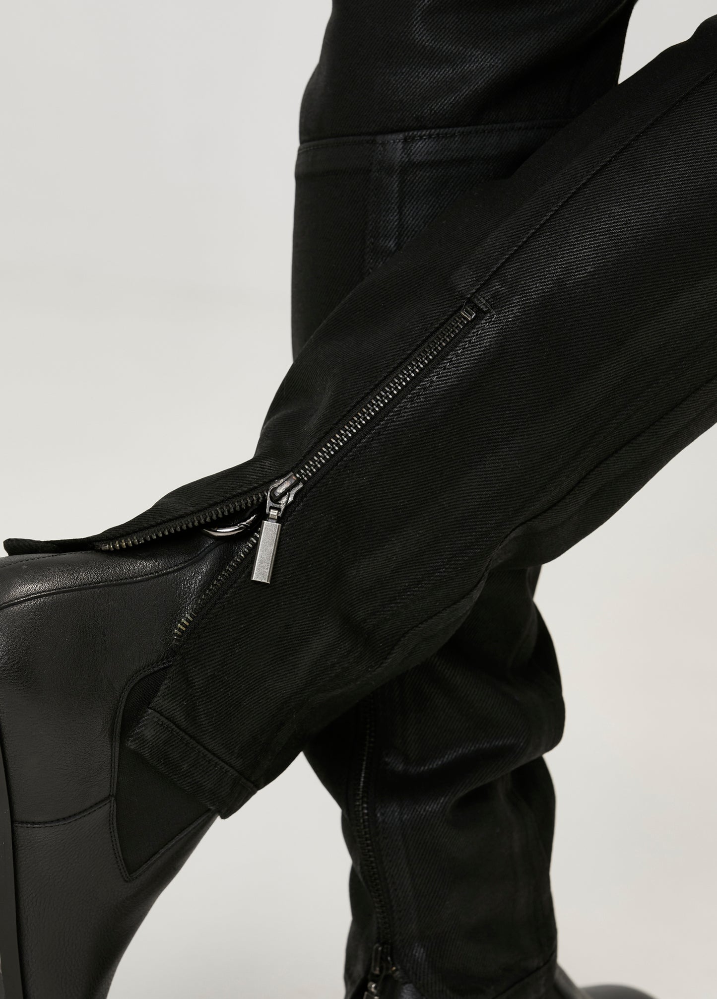 Day to Night in LA Parlak Dokulu Denim Pantolon