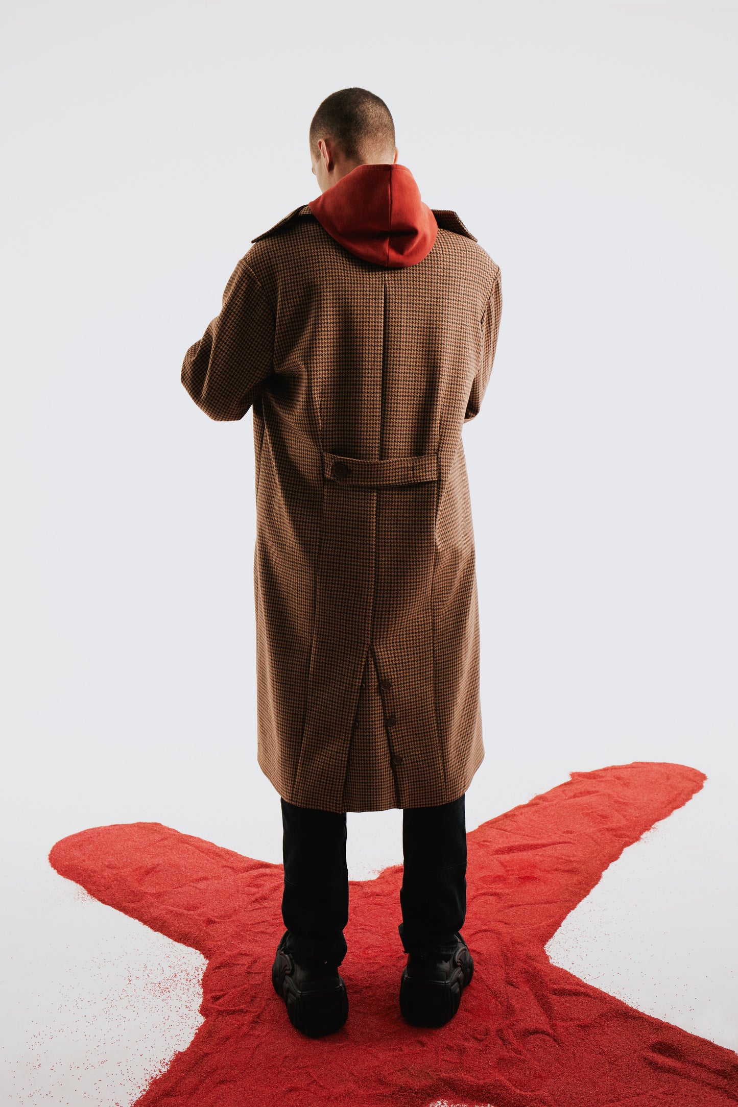 Boomerang Yün Kazayağı Desenli Uzun Kaban