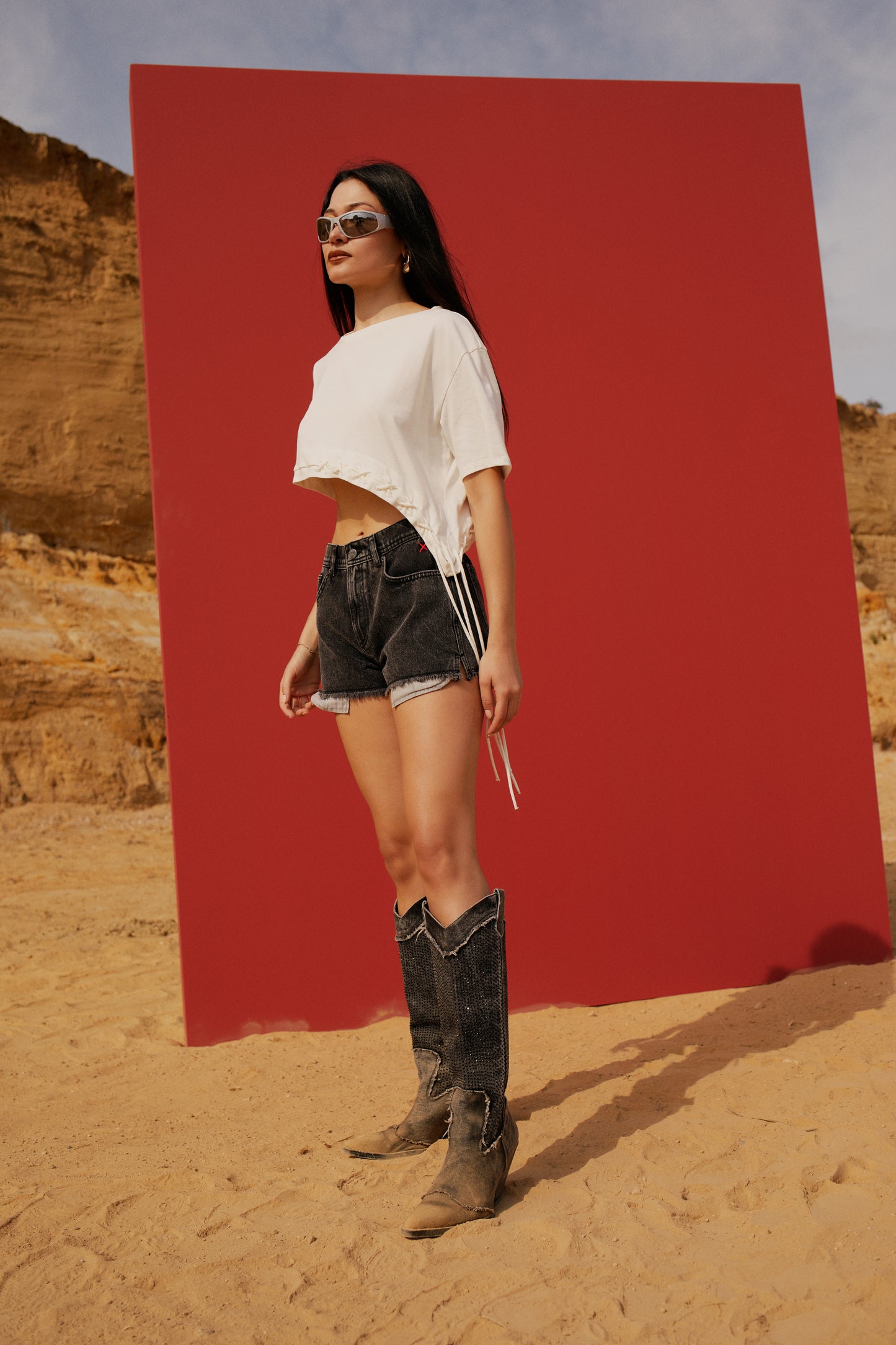 Free Heaven Bağcık Detaylı Kısa Tişört