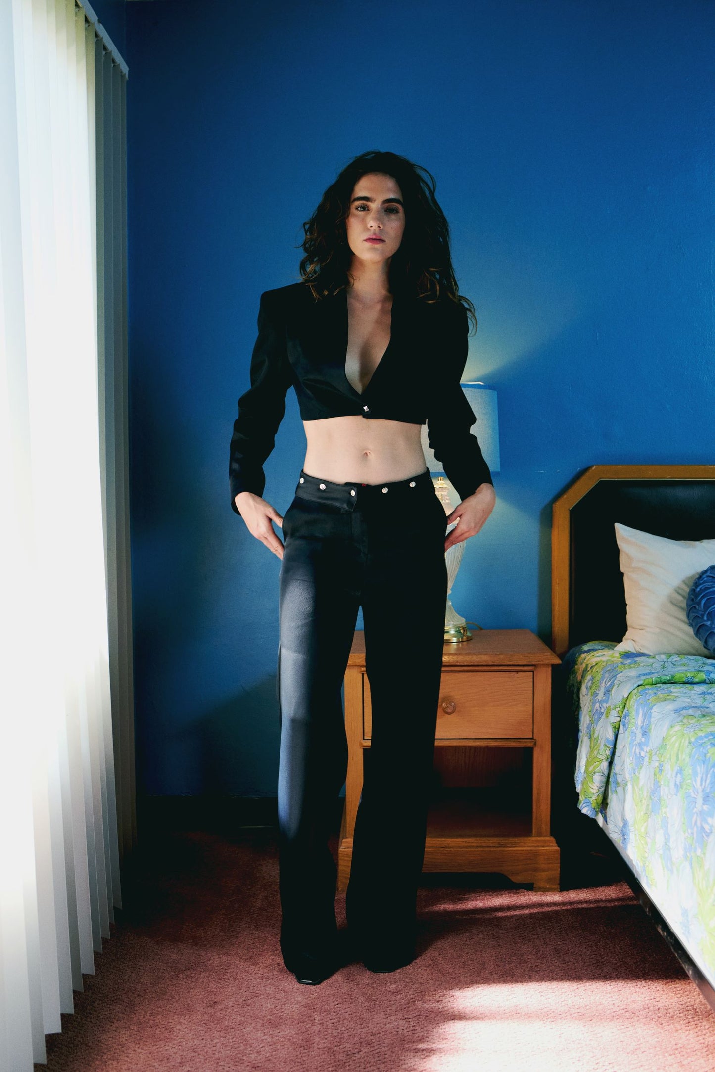 Day To Night In La Woven Pant With Metal Button