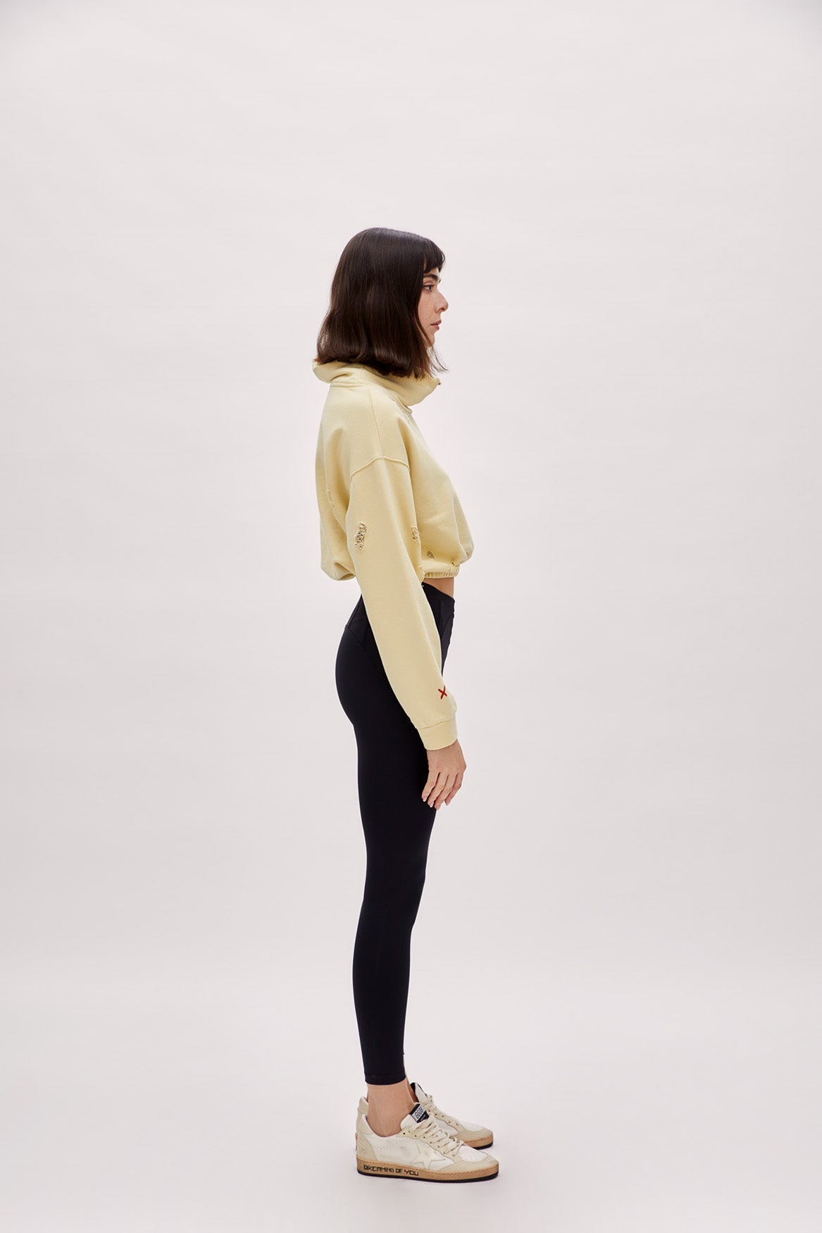 Boomerang Yırtık Detaylı Yüksek Yaka Sweatshirt
