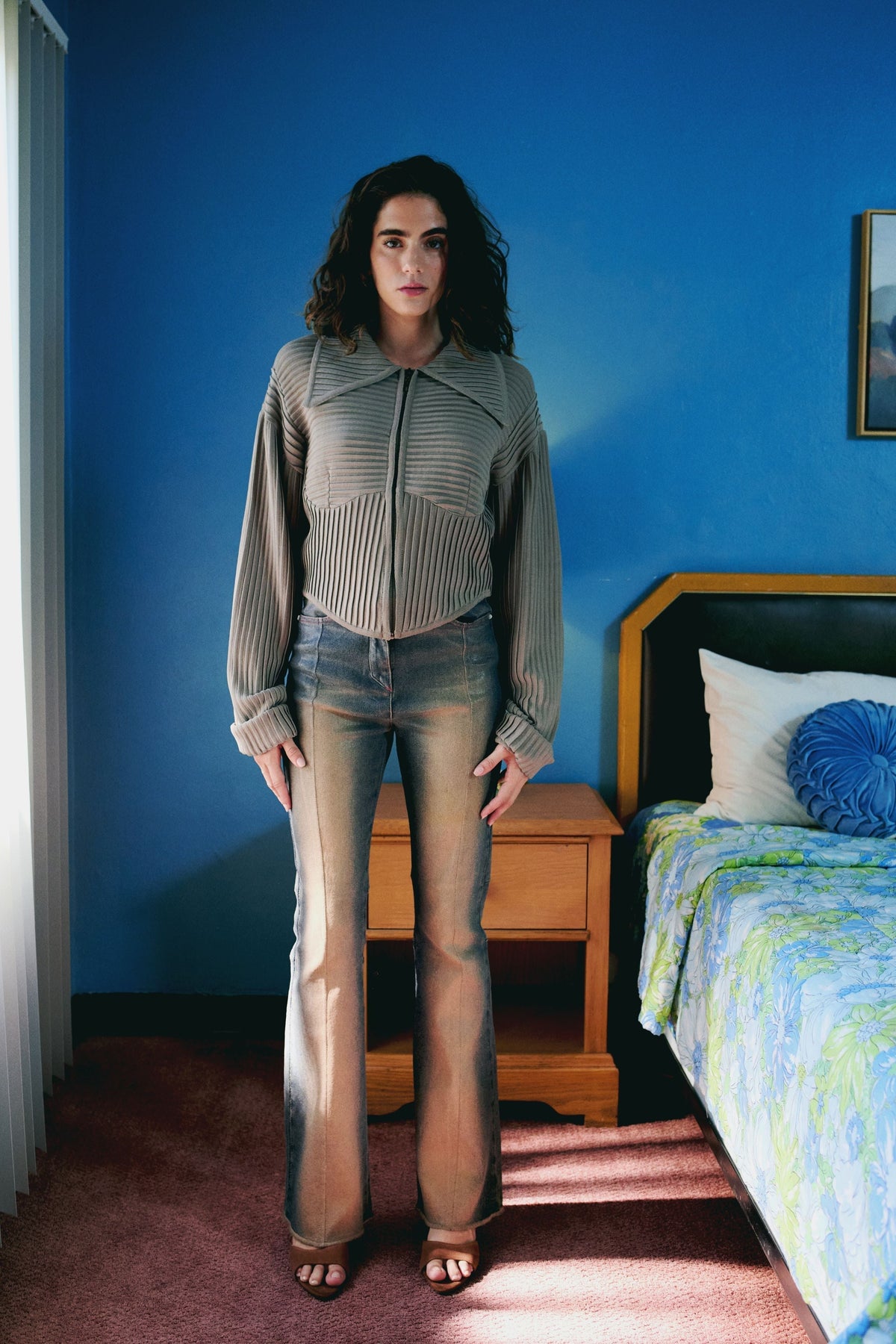 Kadın Jean Modelleri: Hem Şık Hem Rahat Kombinler