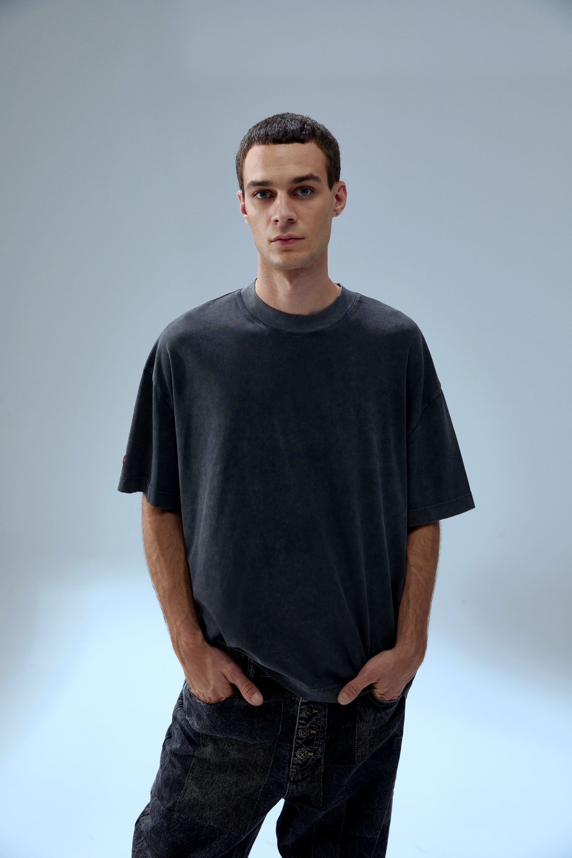 COTTON YOUR *ITCH ACID WASHED TSHIRT - JET BLACK