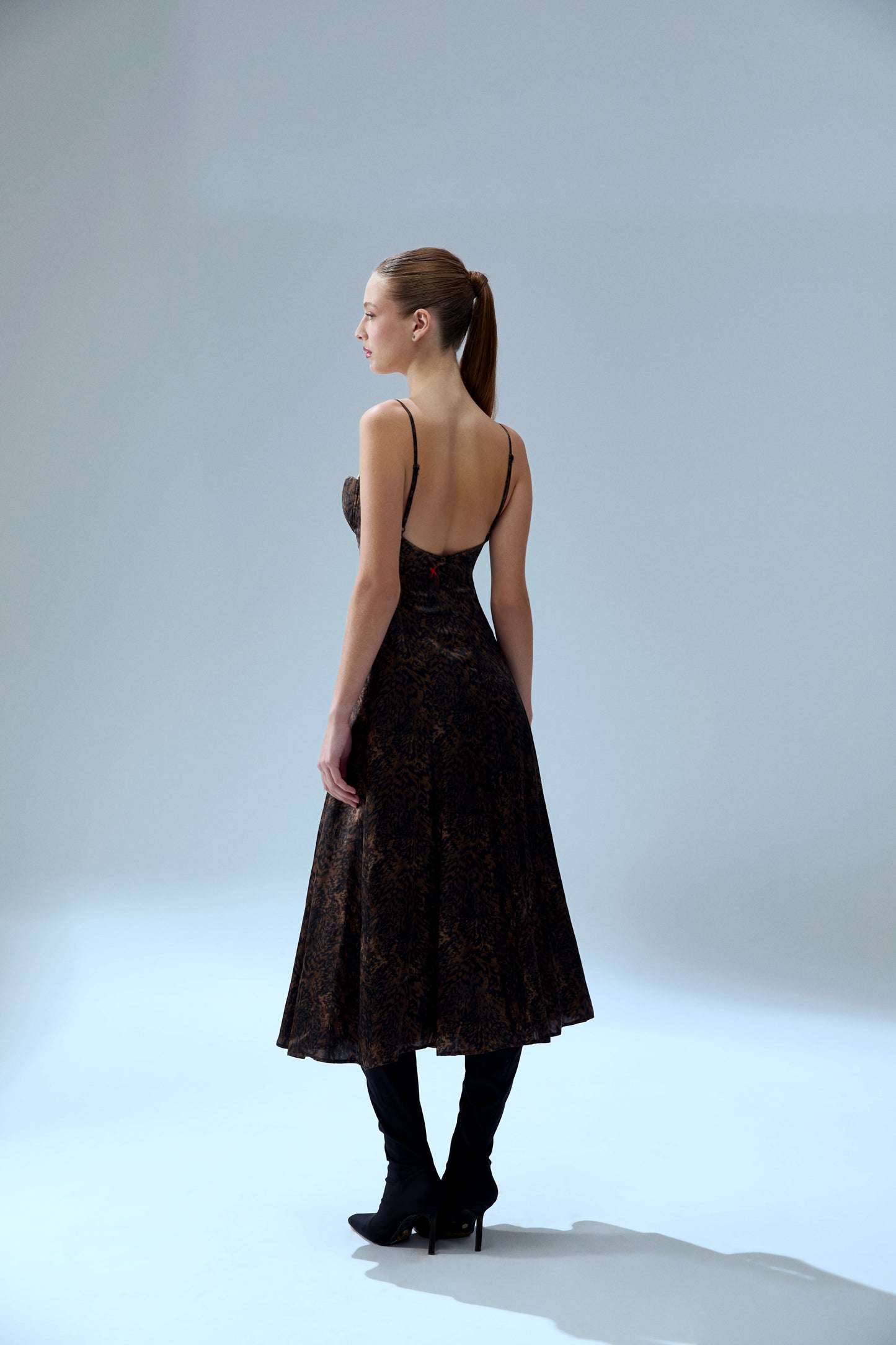 Your *itch İpek Elbise