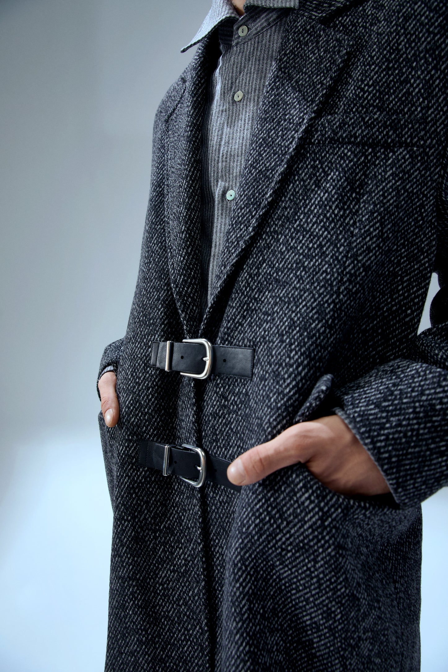 WOOL &amp; CASHMERE BLEND YOUR *ITCH SRTIPED LONG SLEEVE SHIRT - GRAY STRIPED