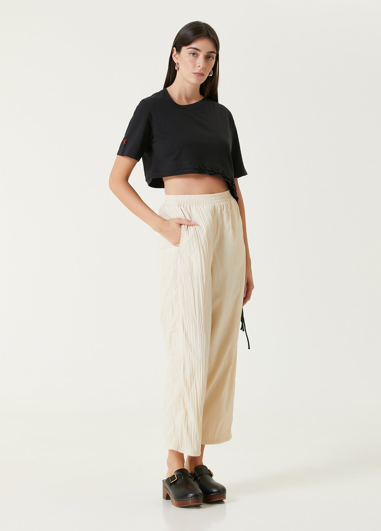 Free Heaven Bağcık Detaylı Kısa Tişört