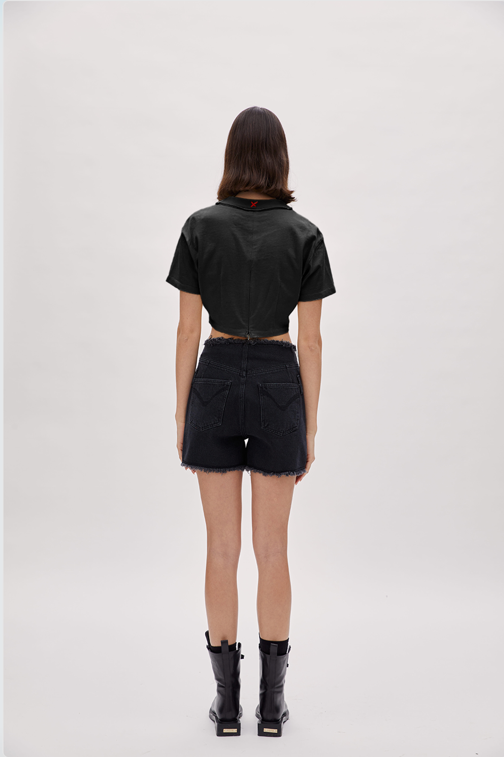 Boomerang Yırtık Detaylı Crop Tişört