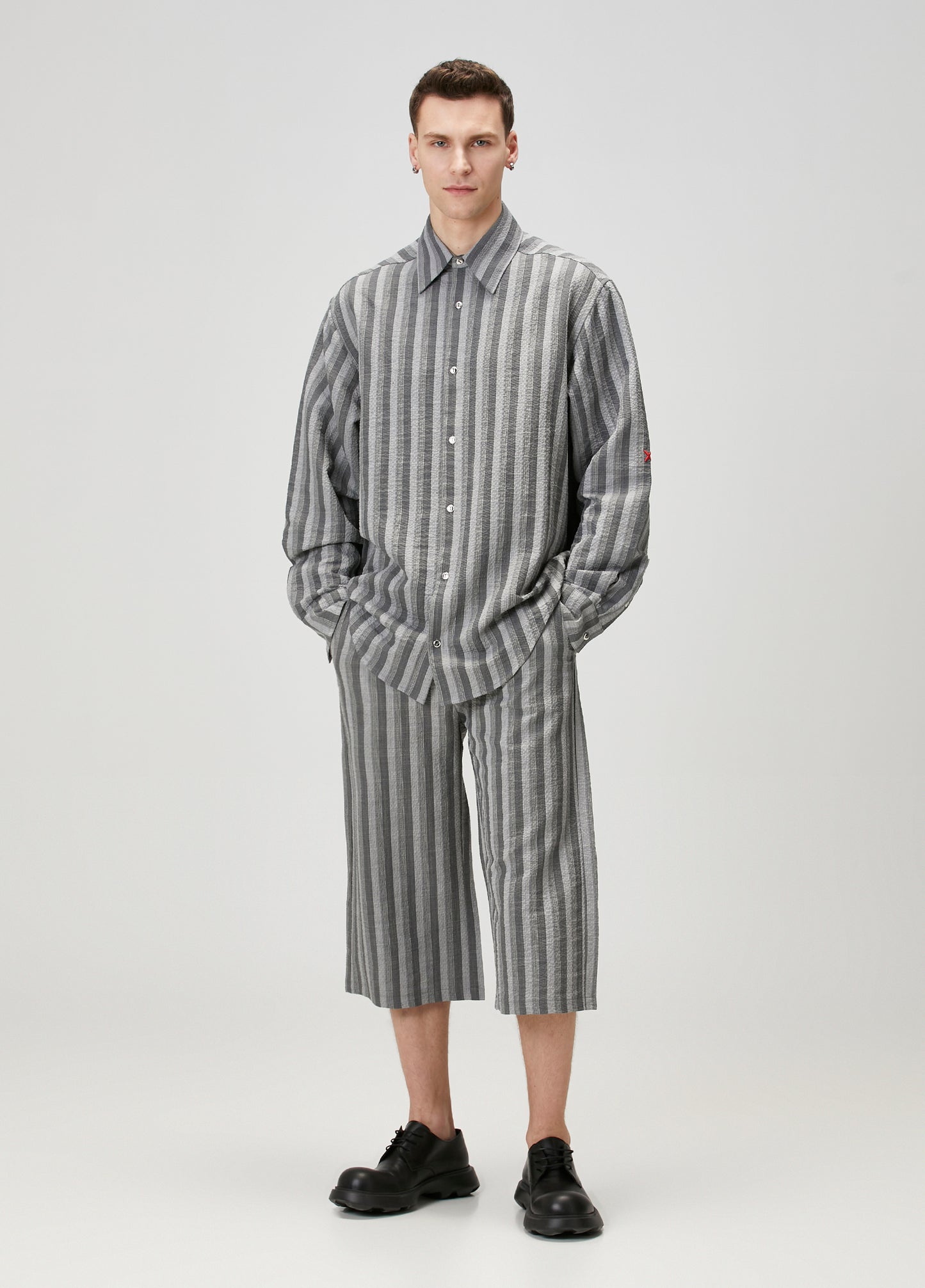 LINEN &amp; COTTON BLEND CHECKED WOVEN SHORT