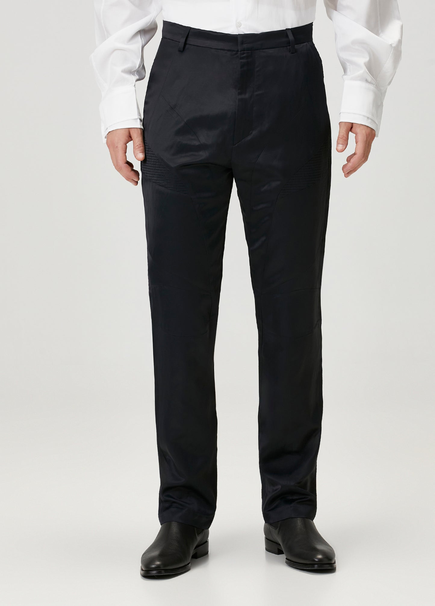 Day to Night in LA Parlak Dokuma Regular Fit Pantolon