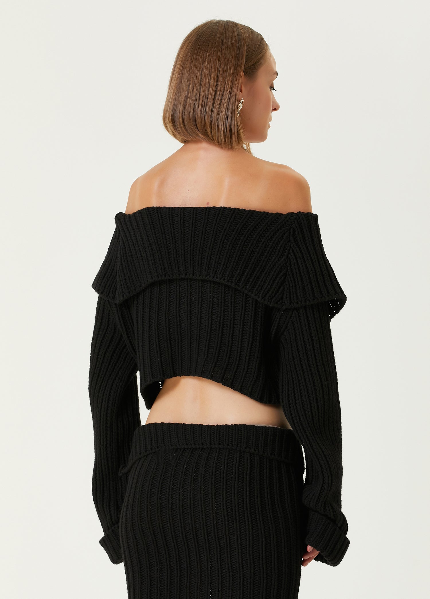 YOUR *ITCH CROP KNIT TOP - BLACK
