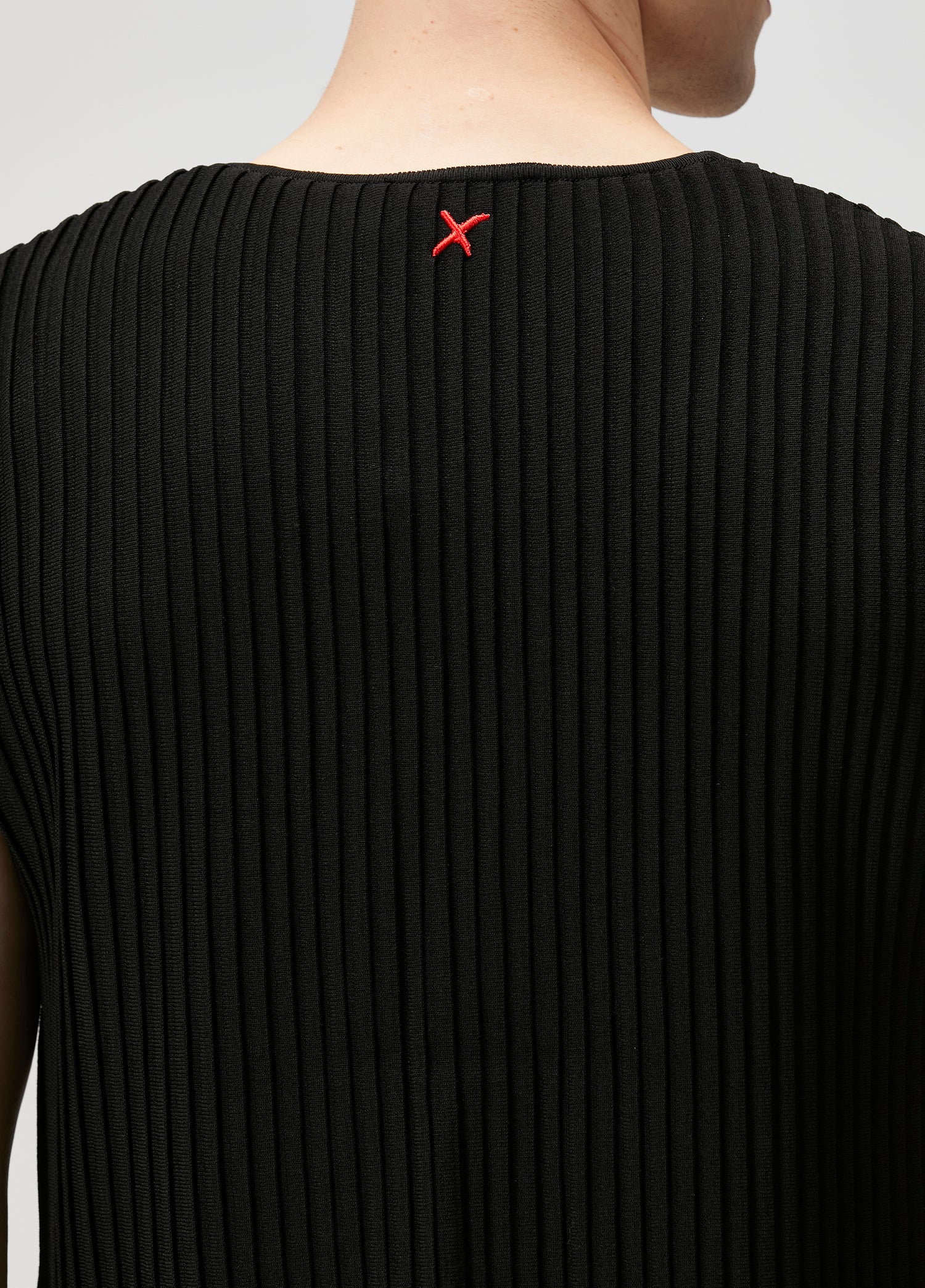 KNITTED VEST - JET BLACK