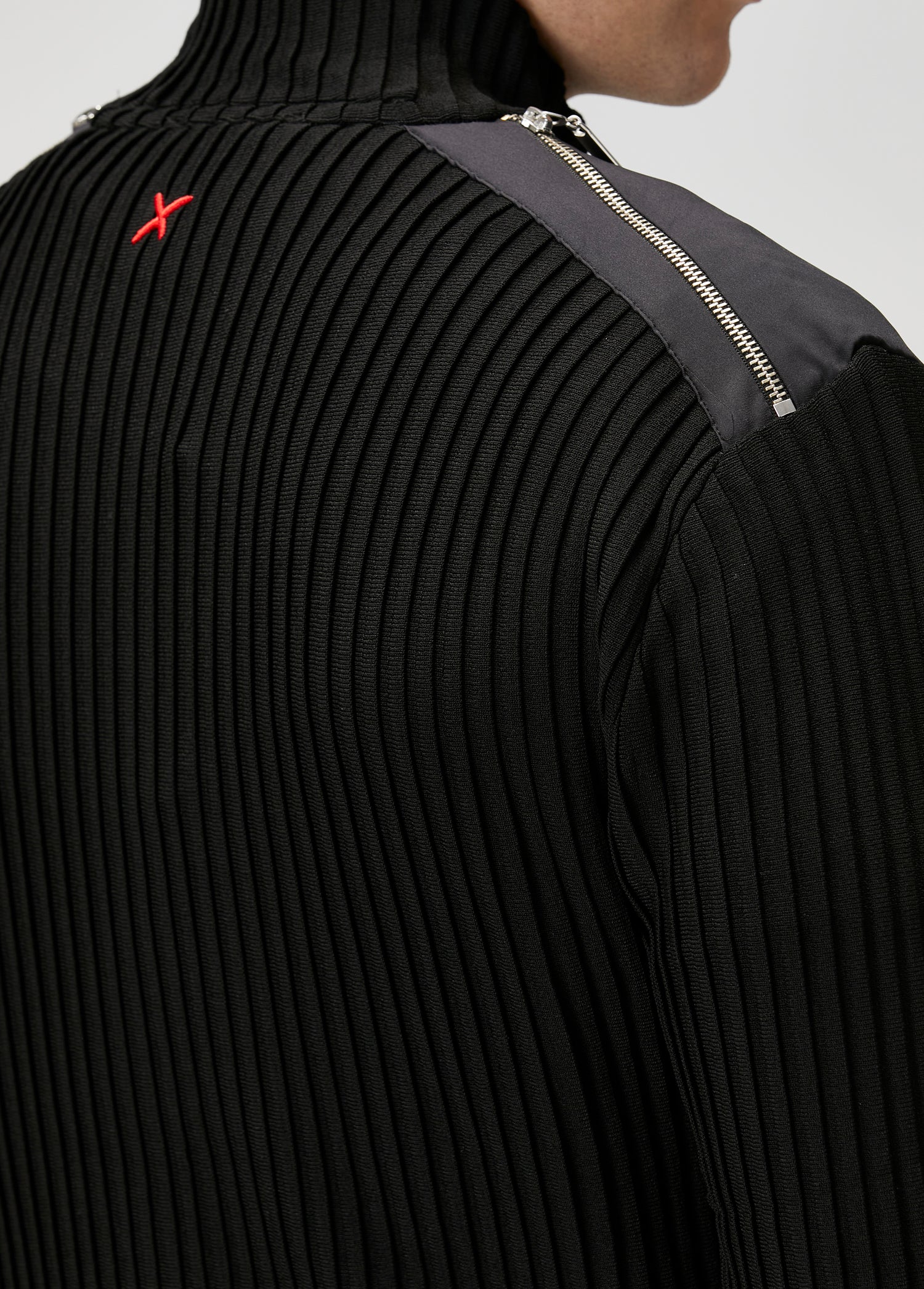 KNIT CARDIGAN WITH ZIP DETAIL - BLACK