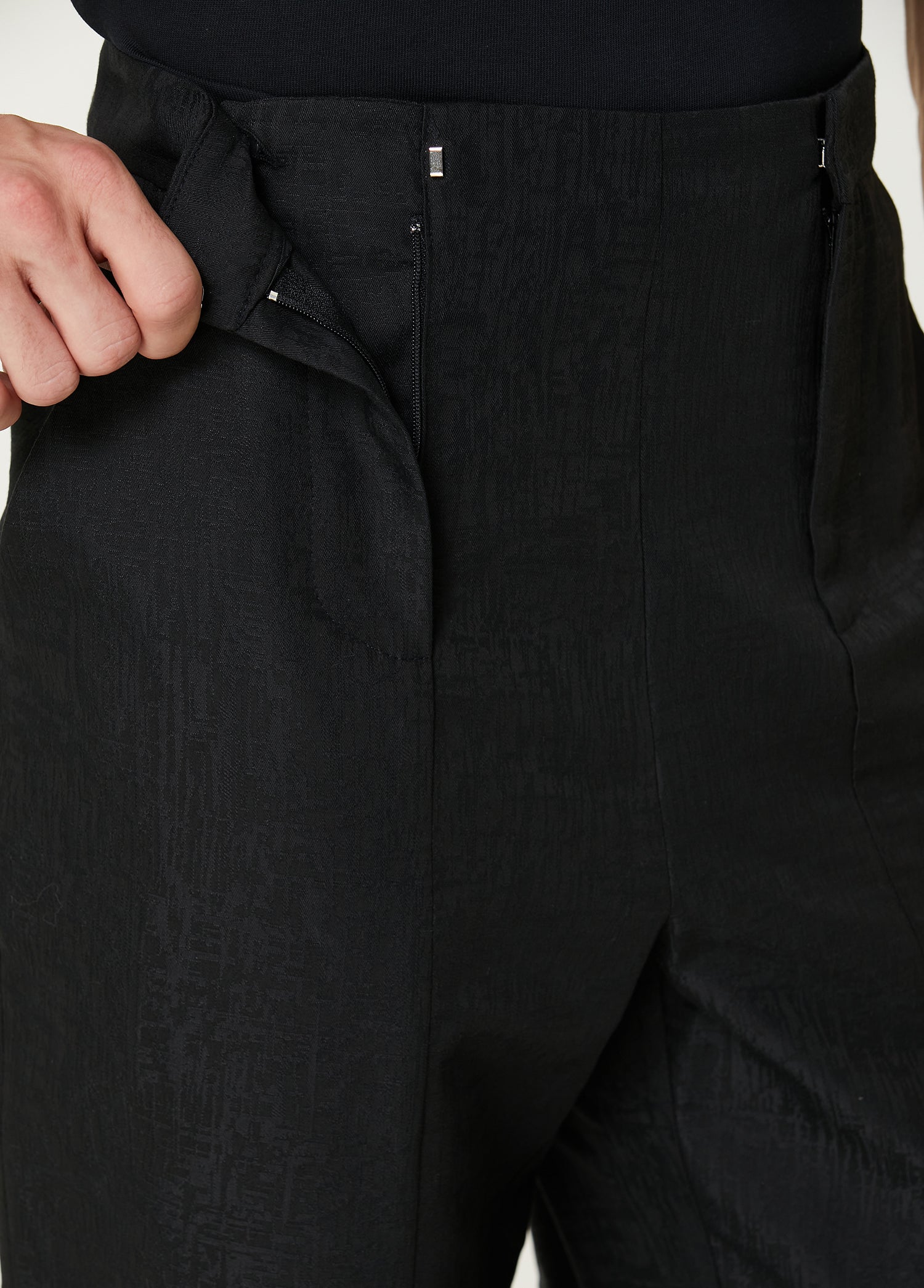 YOUR *ITCH SUIT PANT