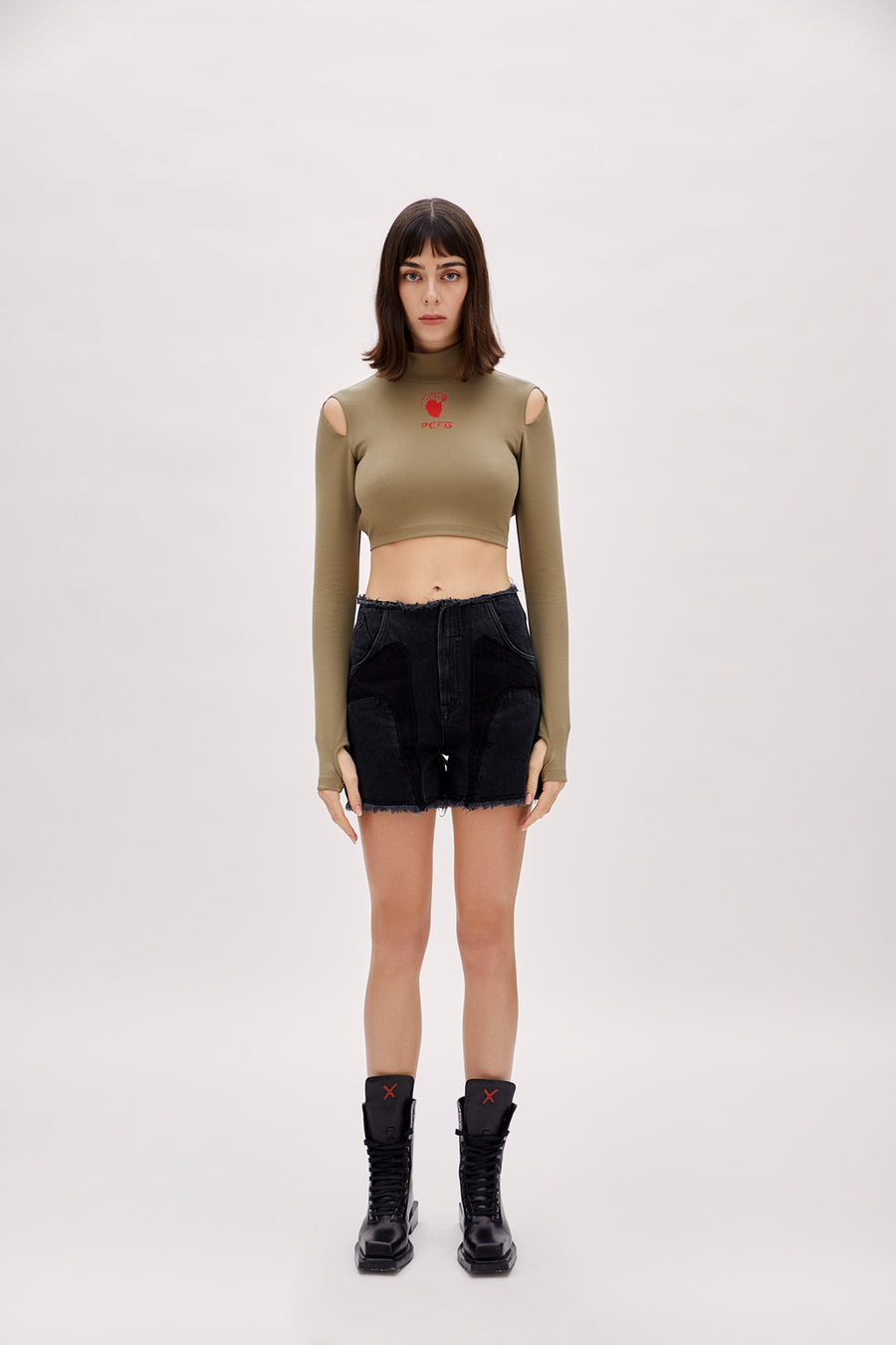 Boomerang Uzun Kollu Crop Top