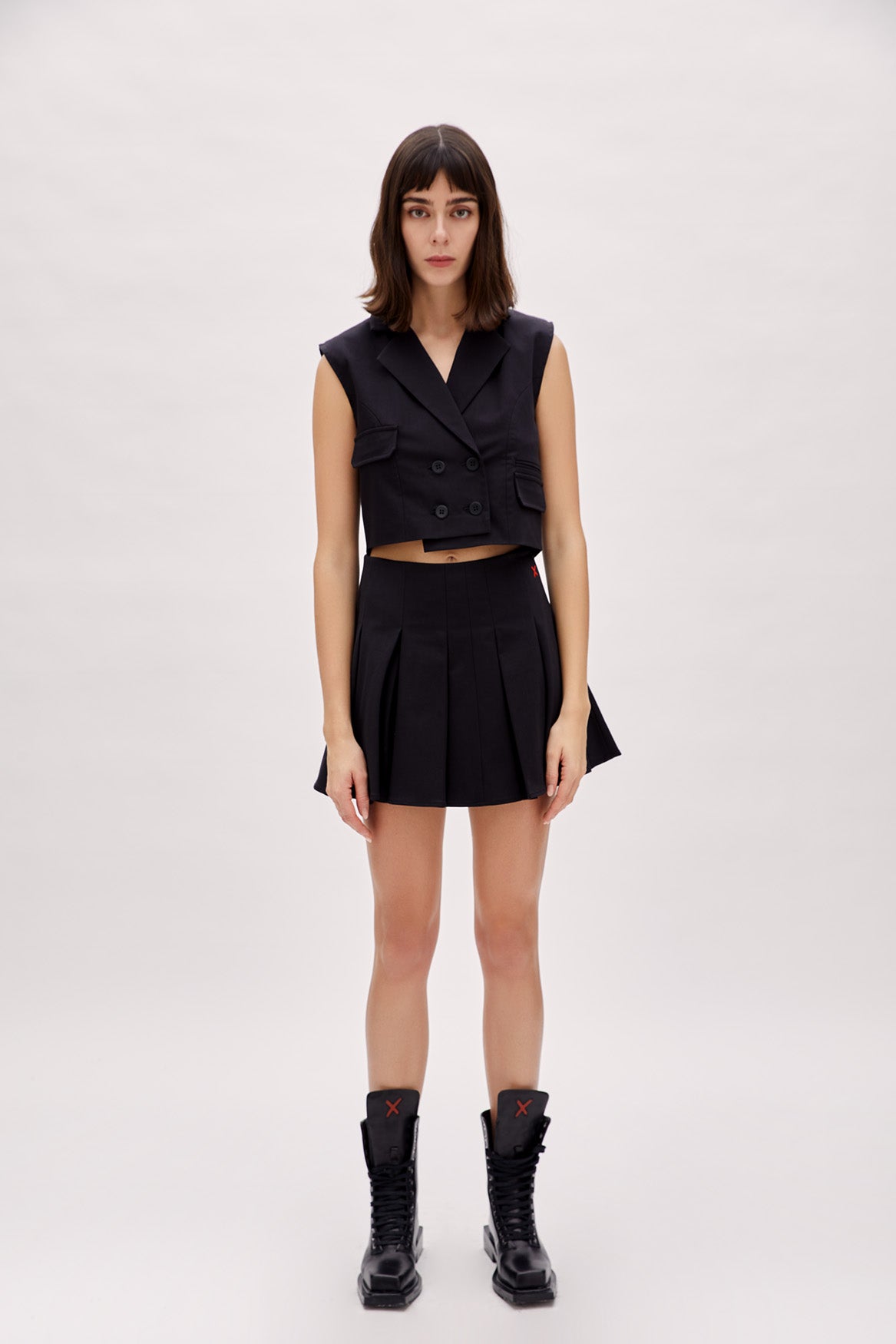 Woven Crop Vest - Black