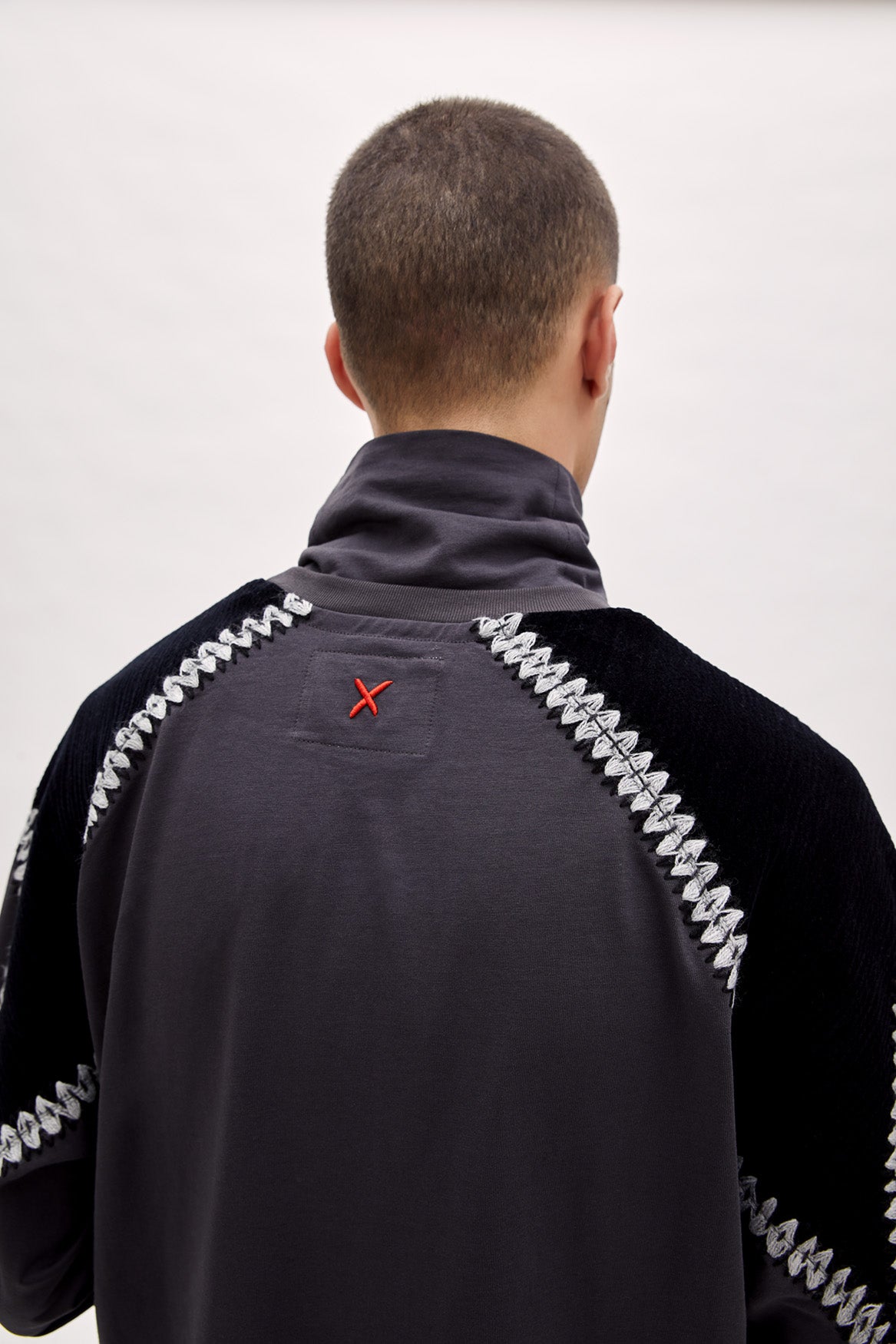 Boomerang Yüksek Yaka Tişört