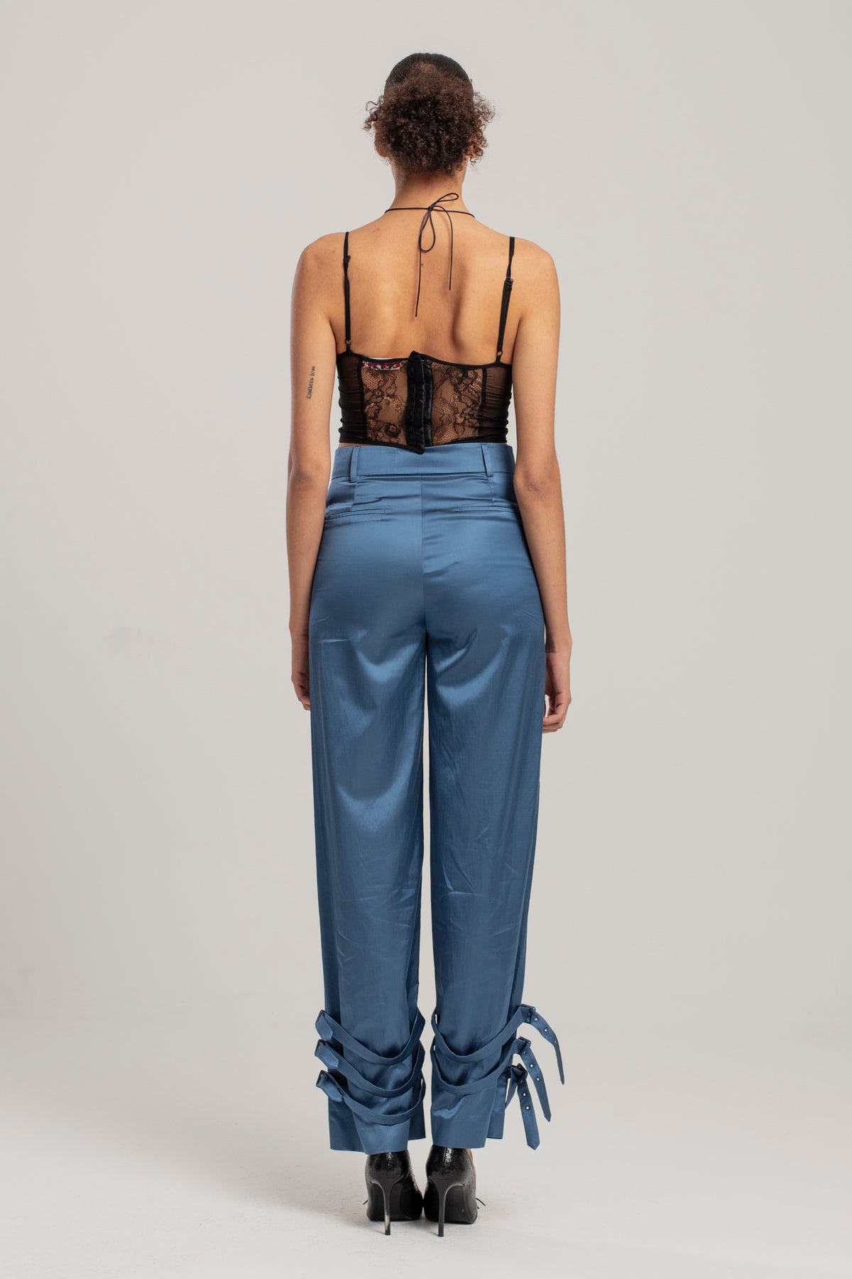 Free Heaven Dantel Üst